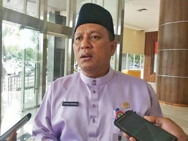 Kepala Badan Kepegawaian Daerah Riau, Ikhwan Ridwan.